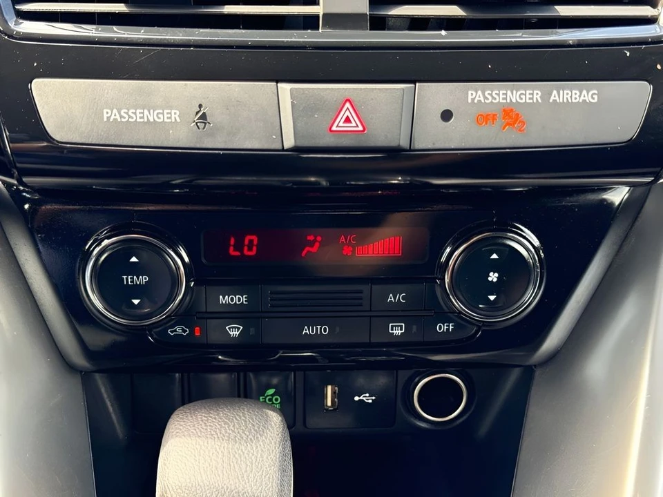 2024 Mitsubishi Eclipse Cross - Image 9 of 20