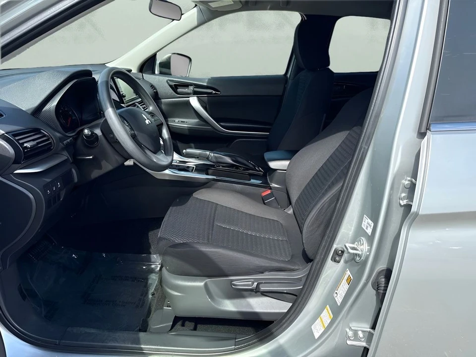 2024 Mitsubishi Eclipse Cross - Image 5 of 20