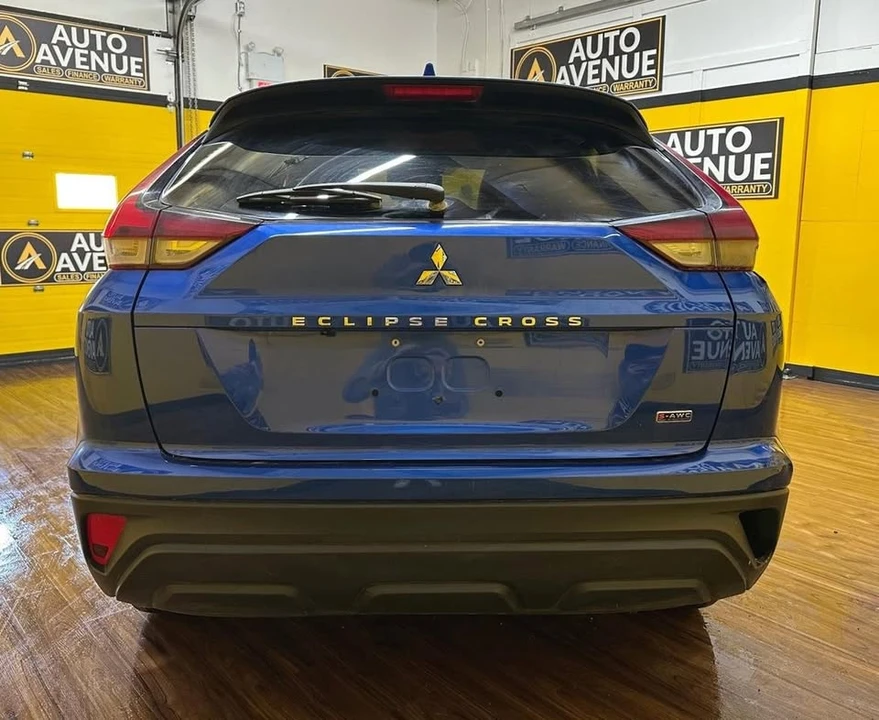2024 Mitsubishi Eclipse Cross - Image 4 of 15