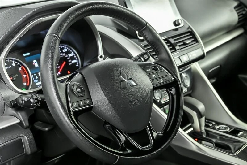 2024 Mitsubishi Eclipse Cross - Image 20 of 31