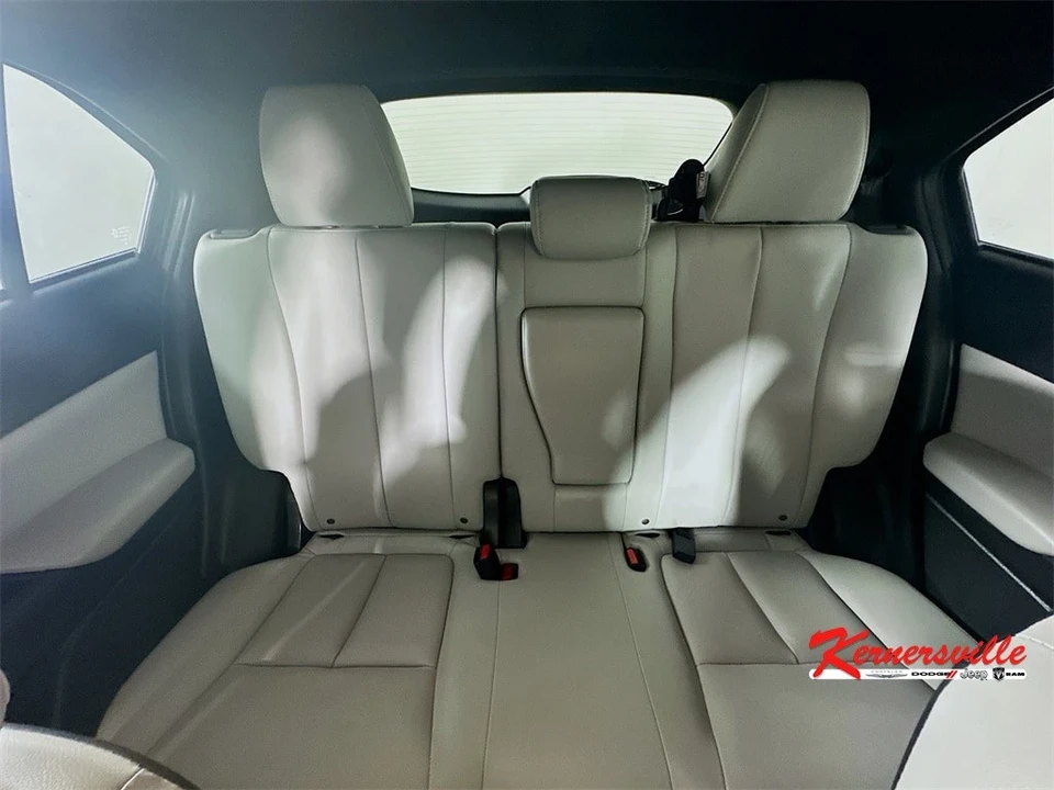 2024 Mitsubishi Eclipse Cross - Image 13 of 21