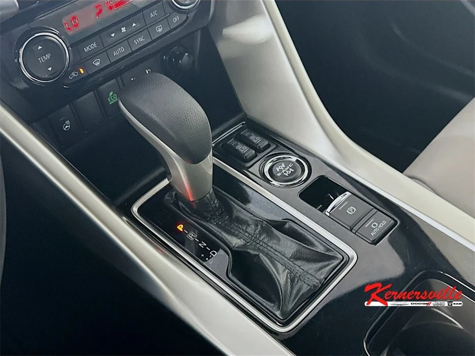 2024 Mitsubishi Eclipse Cross - Image 16 of 21