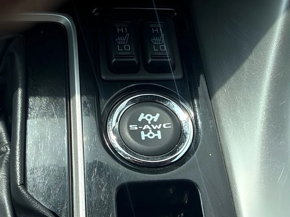 2024 Mitsubishi Eclipse Cross - Image 14 of 25