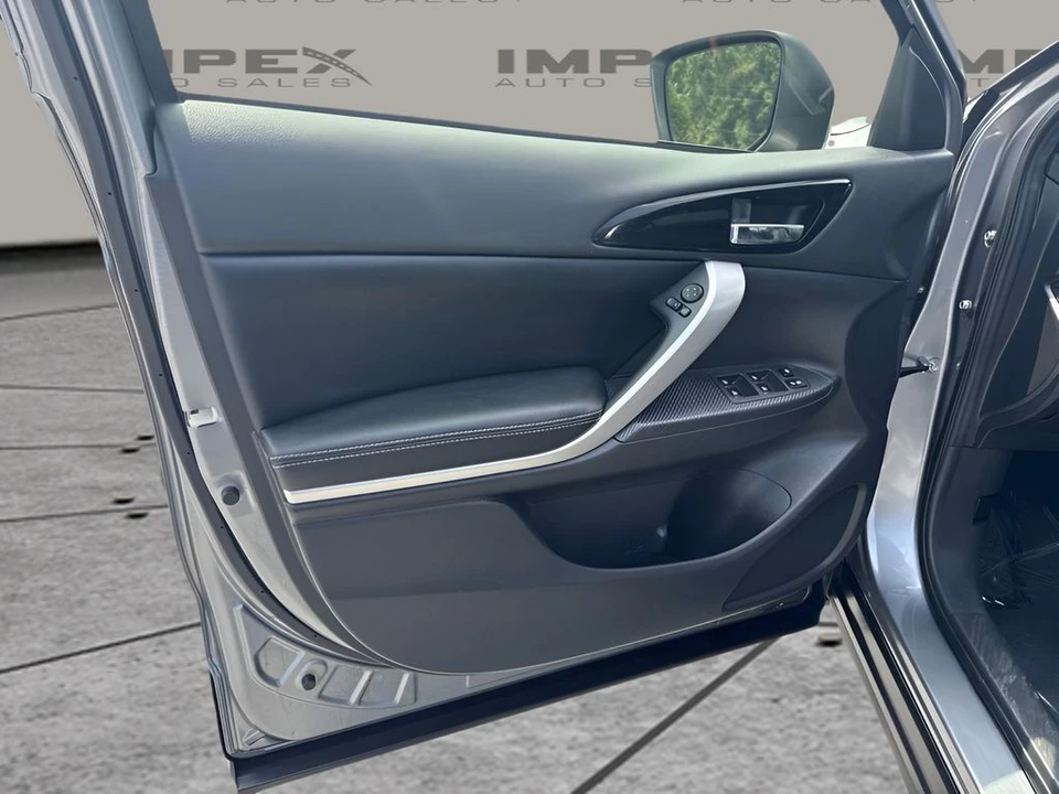 2024 Mitsubishi Eclipse Cross - Image 17 of 25