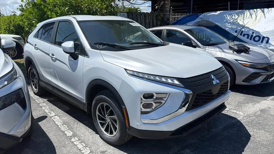 2024 Mitsubishi Eclipse Cross - Image 3 of 9