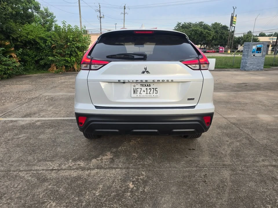2024 Mitsubishi Eclipse Cross - Image 2 of 18