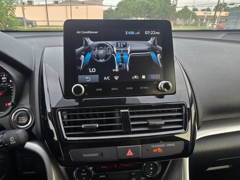 2024 Mitsubishi Eclipse Cross - Image 14 of 18