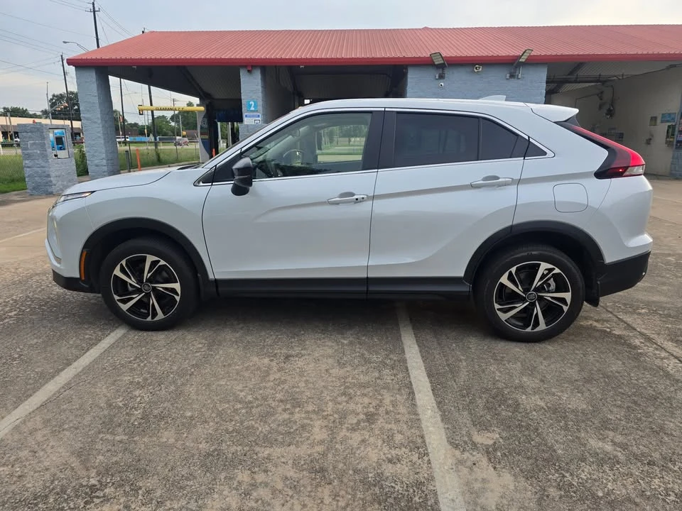 2024 Mitsubishi Eclipse Cross - Image 9 of 18