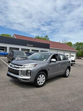 2024 Mitsubishi RVR ES