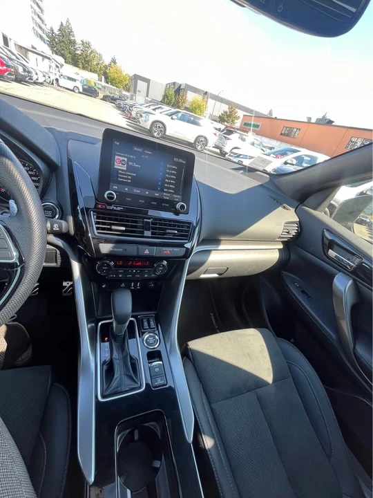 2024 Mitsubishi Eclipse Cross - Image 9 of 14