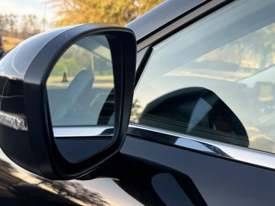 2024 Mitsubishi Outlander - Image 3 of 21