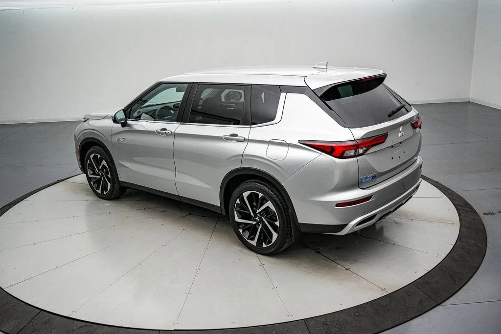 2024 Mitsubishi Outlander - Image 7 of 21