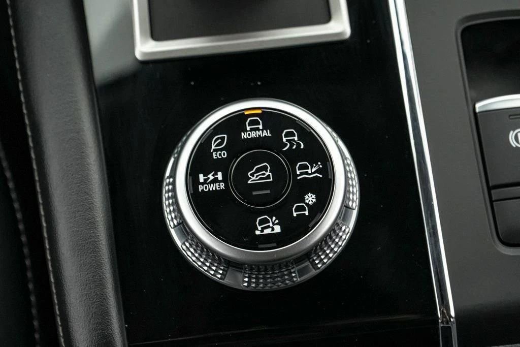 2024 Mitsubishi Outlander - Image 20 of 21