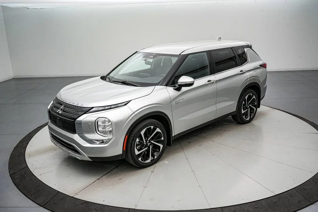 2024 Mitsubishi Outlander - Image 9 of 21