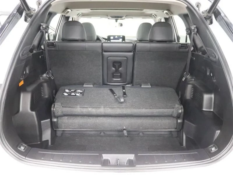 2024 Mitsubishi Outlander - Image 6 of 12