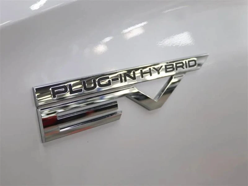 2024 Mitsubishi Outlander - Image 9 of 12
