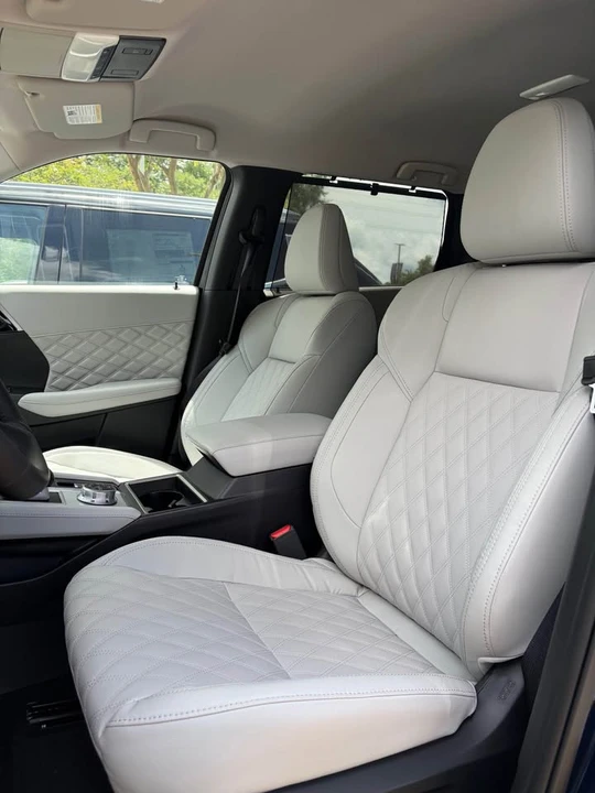 2024 Mitsubishi Outlander - Image 8 of 14