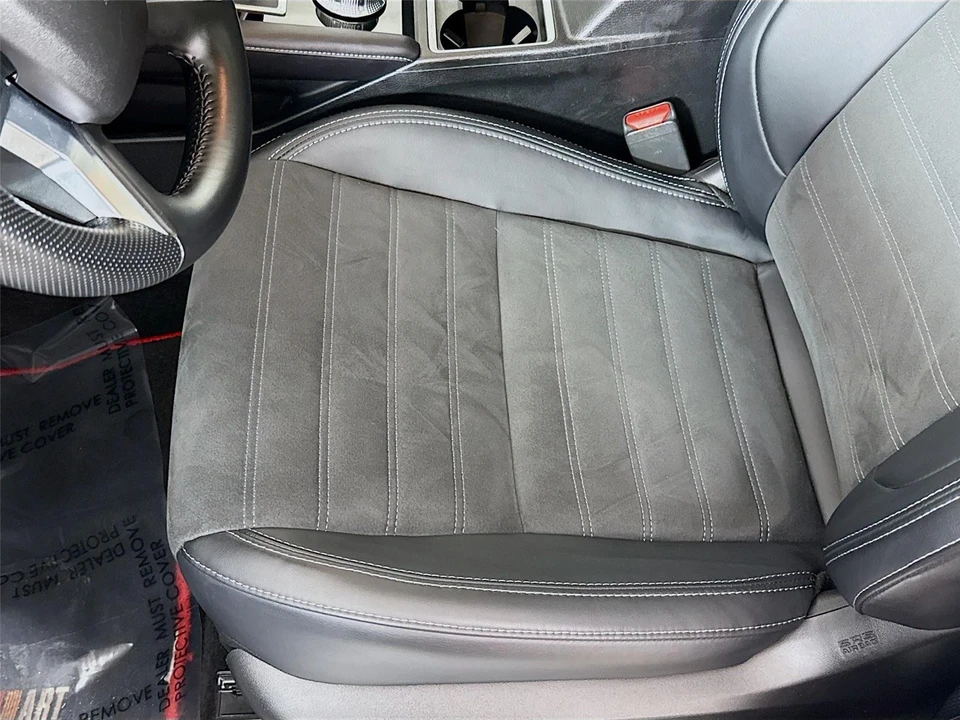 2024 Mitsubishi Outlander - Image 19 of 21