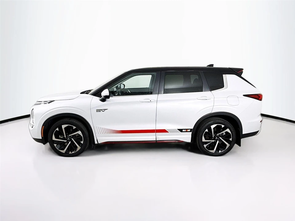 2024 Mitsubishi Outlander - Image 4 of 14