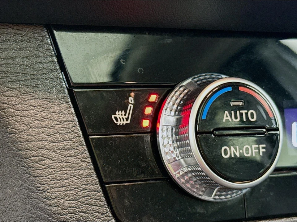 2024 Mitsubishi Outlander - Image 20 of 21