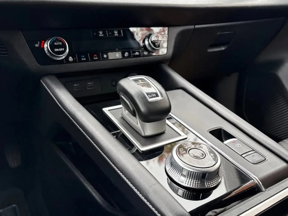 2024 Mitsubishi Outlander - Image 12 of 16