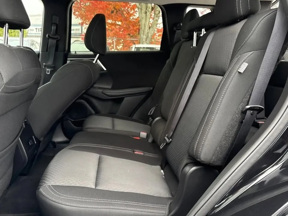 2024 Mitsubishi Outlander - Image 13 of 16