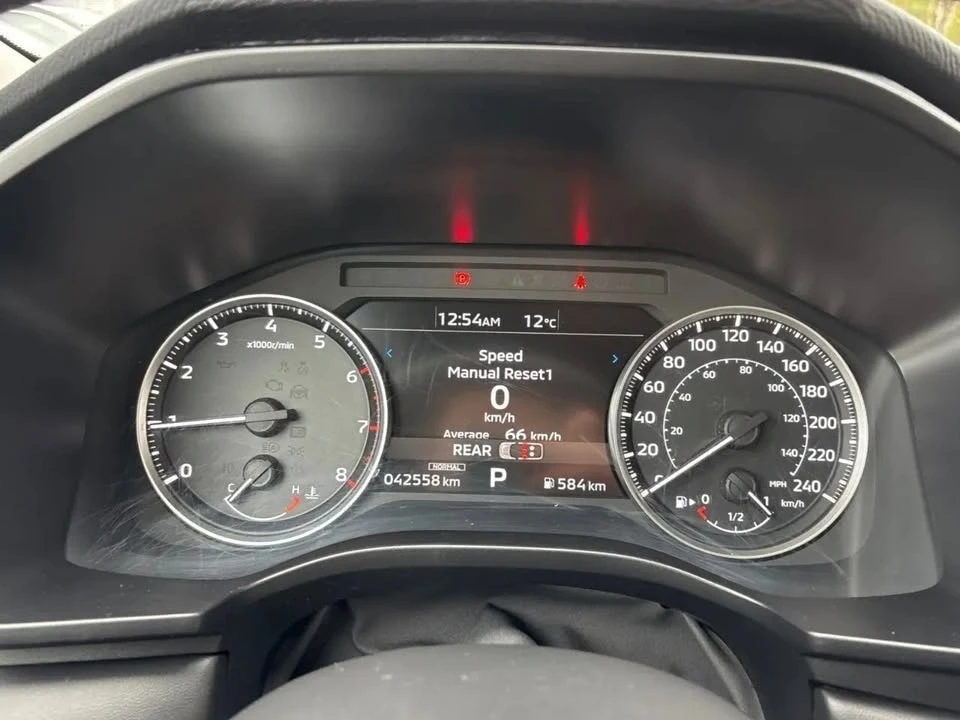 2024 Mitsubishi Outlander - Image 10 of 16