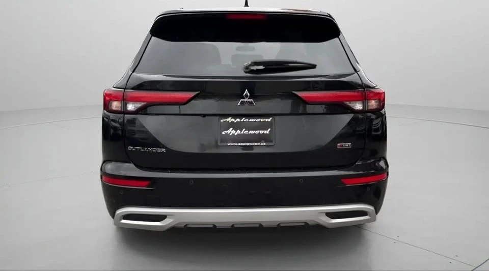 2024 Mitsubishi Outlander - Image 5 of 16