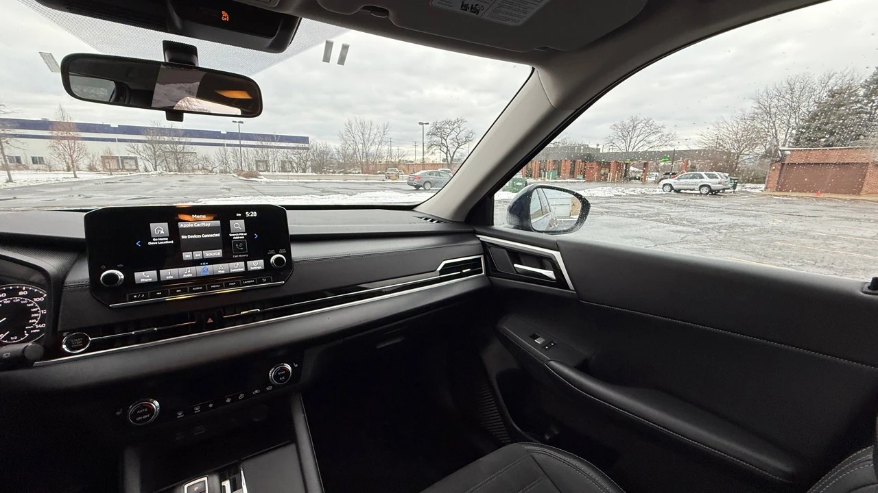 2024 Mitsubishi Outlander - Image 19 of 21