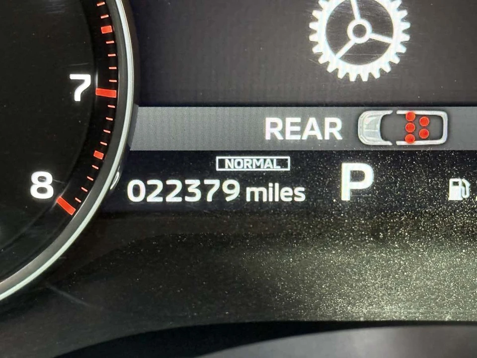 2024 Mitsubishi Outlander - Image 15 of 21