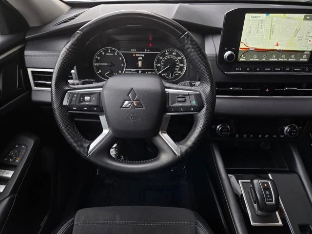 2024 Mitsubishi Outlander - Image 13 of 21