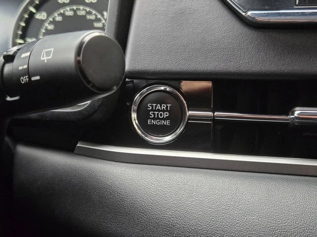 2024 Mitsubishi Outlander - Image 20 of 21
