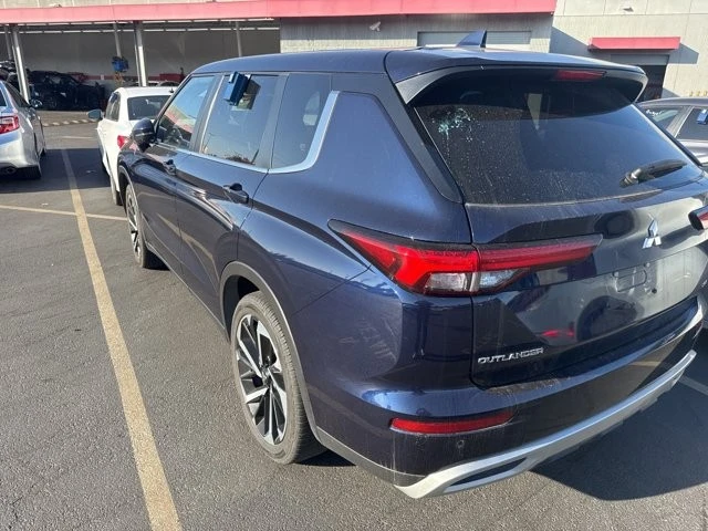 2024 Mitsubishi Outlander - Image 3 of 12