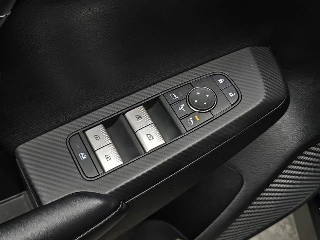 2024 Mitsubishi Outlander - Image 10 of 12