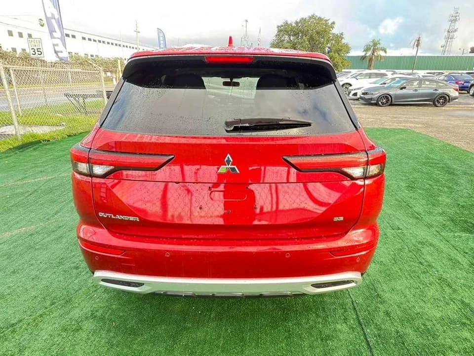 2024 Mitsubishi Outlander - Image 6 of 11