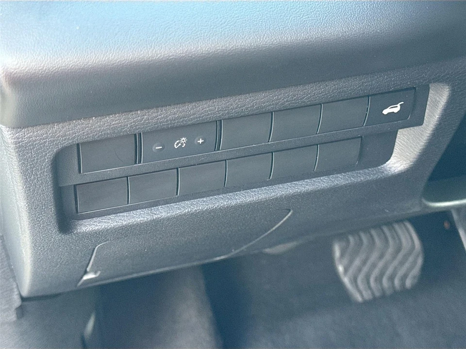 2024 Mitsubishi Outlander - Image 10 of 21