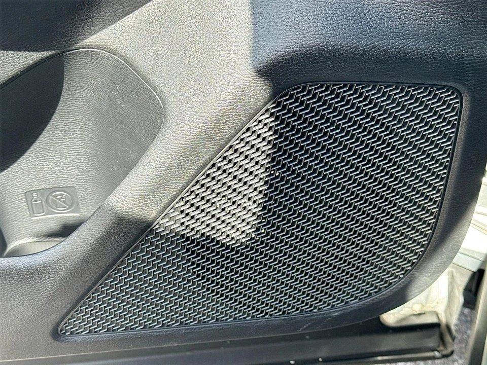 2024 Mitsubishi Outlander - Image 19 of 21