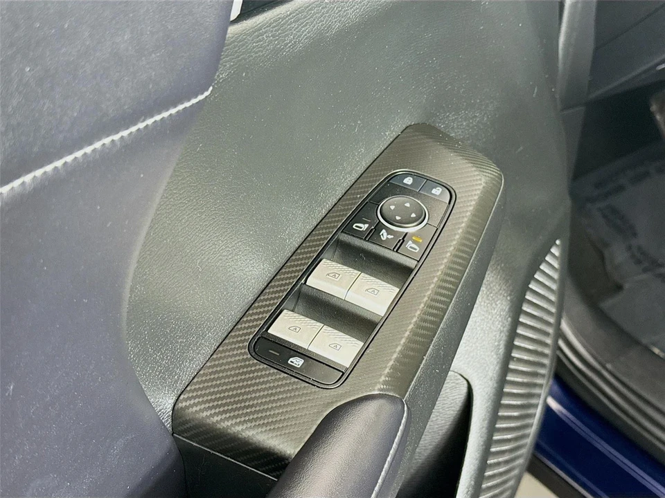 2024 Mitsubishi Outlander - Image 17 of 21