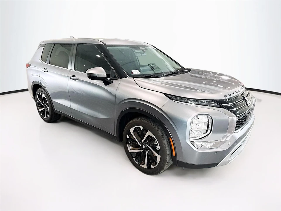 2024 Mitsubishi Outlander - Image 7 of 16