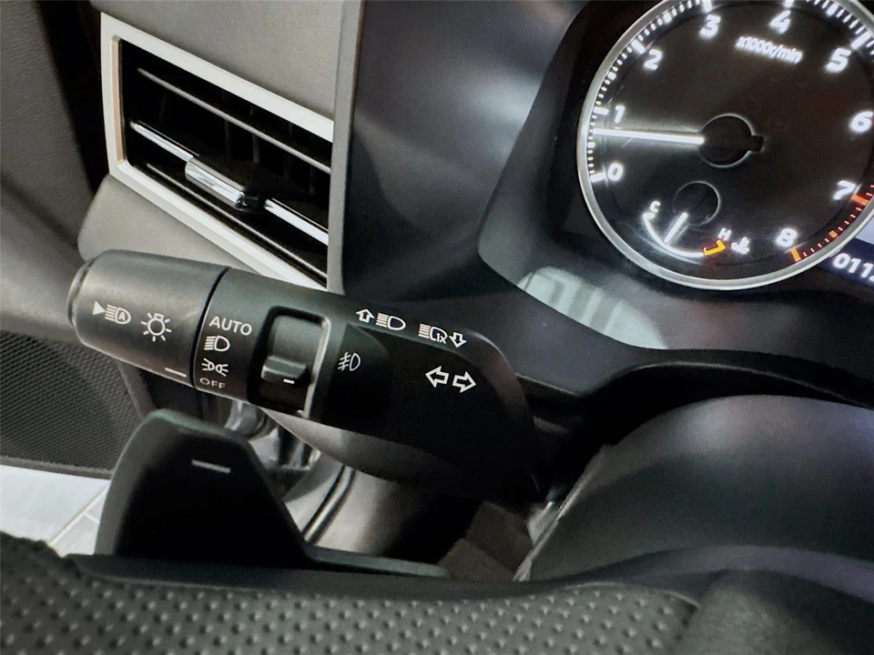 2024 Mitsubishi Outlander - Image 5 of 31