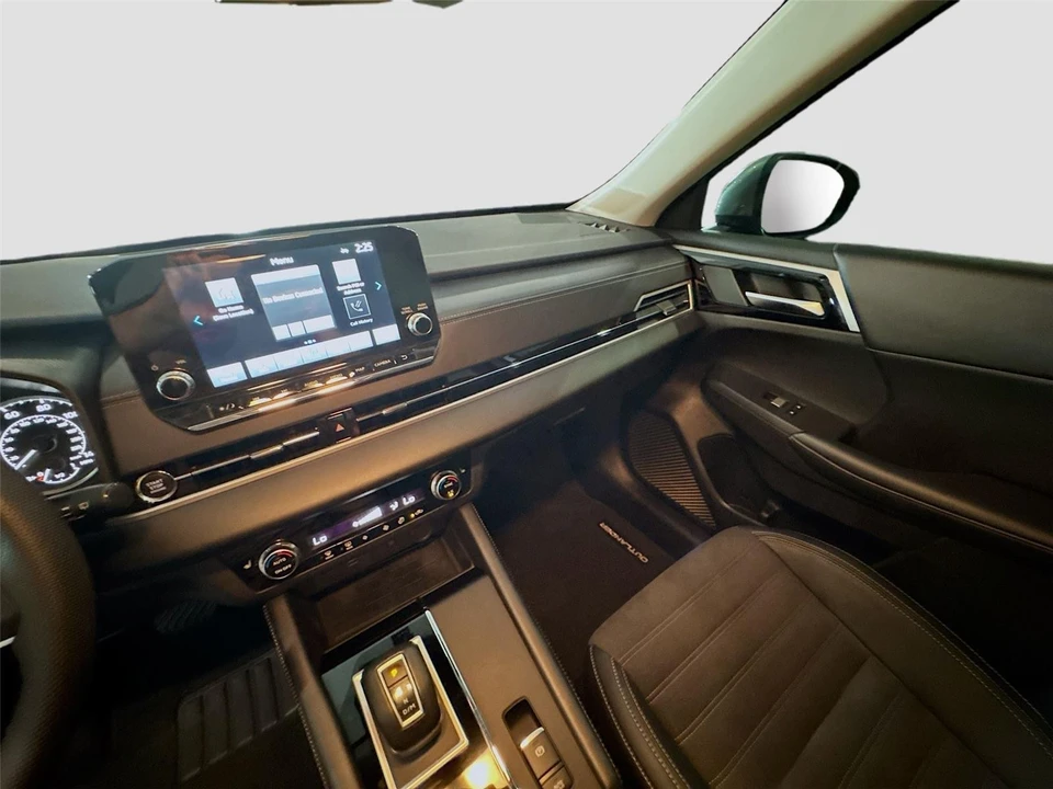 2024 Mitsubishi Outlander - Image 8 of 31