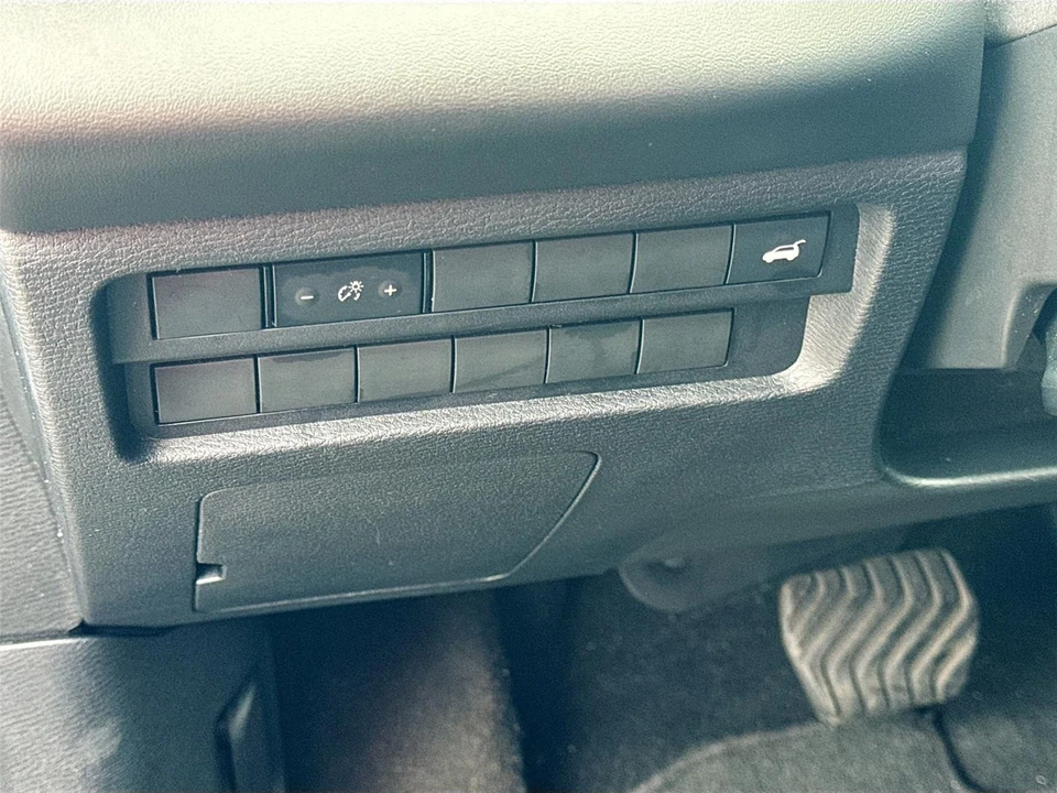 2024 Mitsubishi Outlander - Image 10 of 21