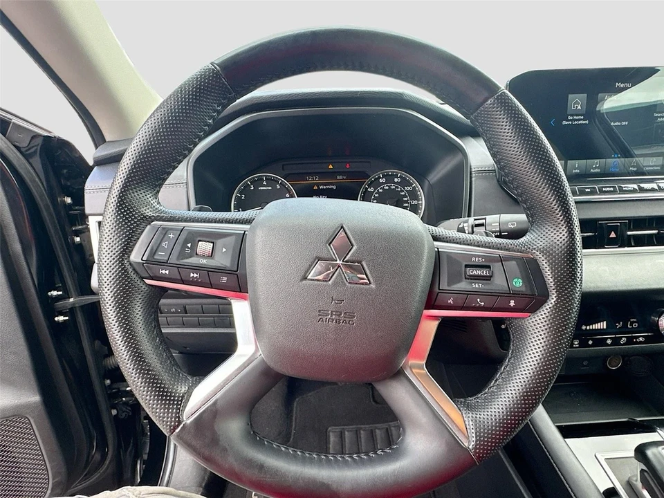 2024 Mitsubishi Outlander - Image 11 of 21