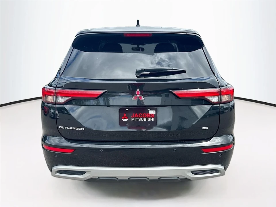2024 Mitsubishi Outlander - Image 6 of 21