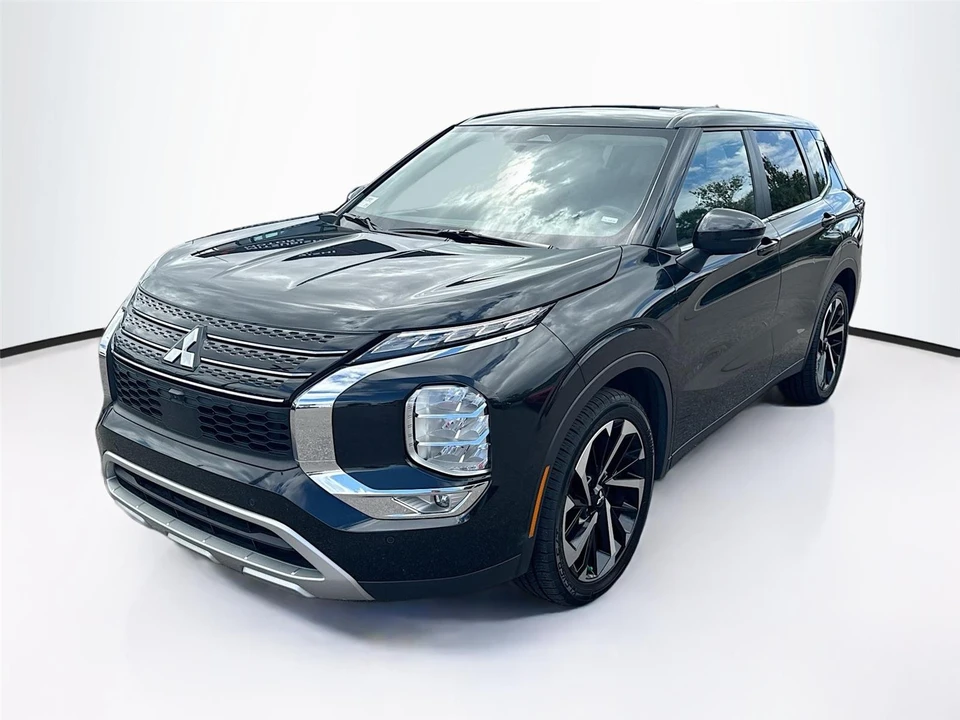2024 Mitsubishi Outlander - Image 3 of 21