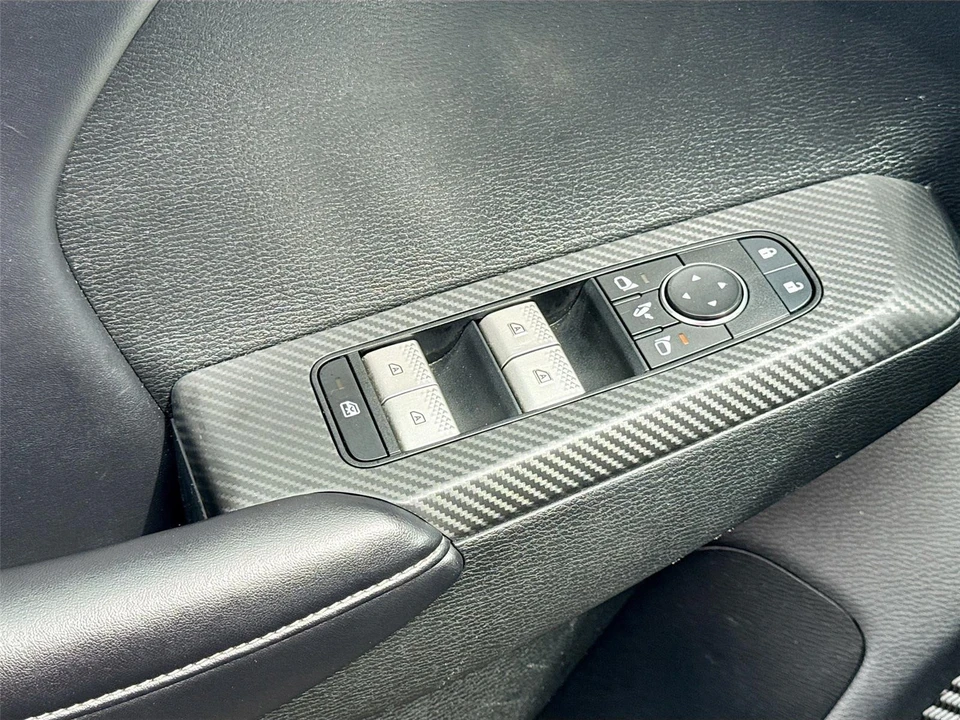 2024 Mitsubishi Outlander - Image 18 of 21