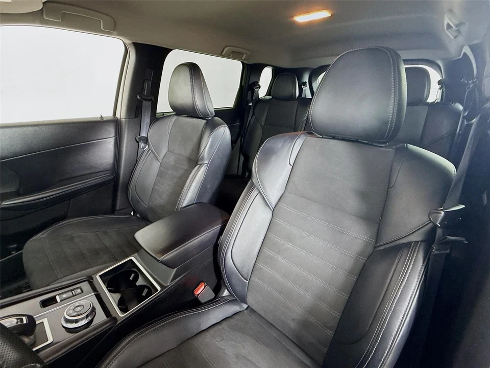2024 Mitsubishi Outlander - Image 21 of 21