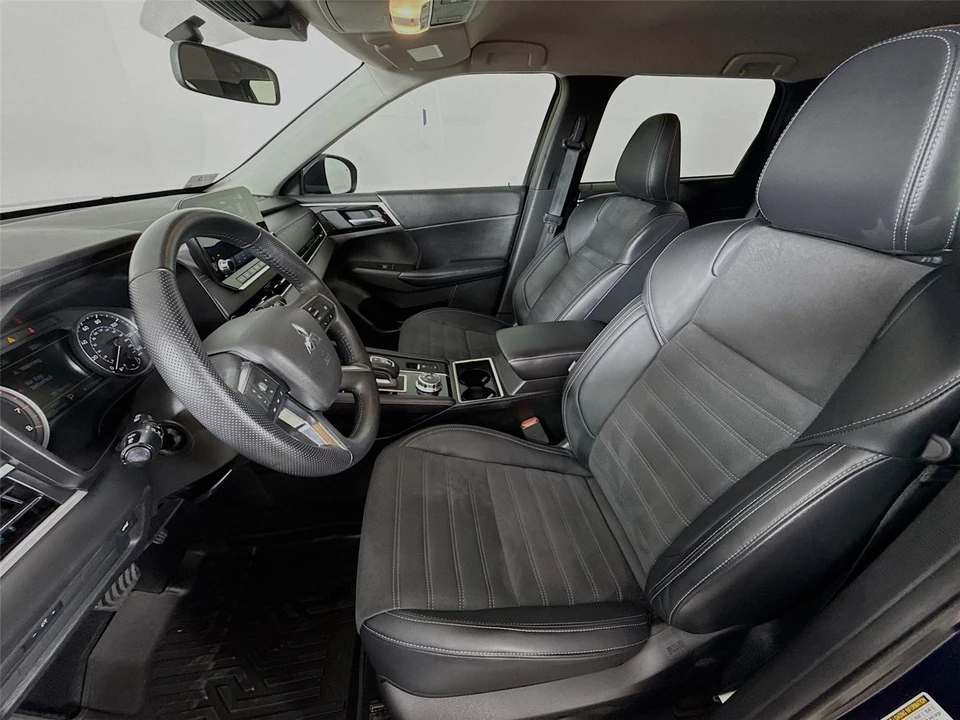 2024 Mitsubishi Outlander - Image 21 of 21
