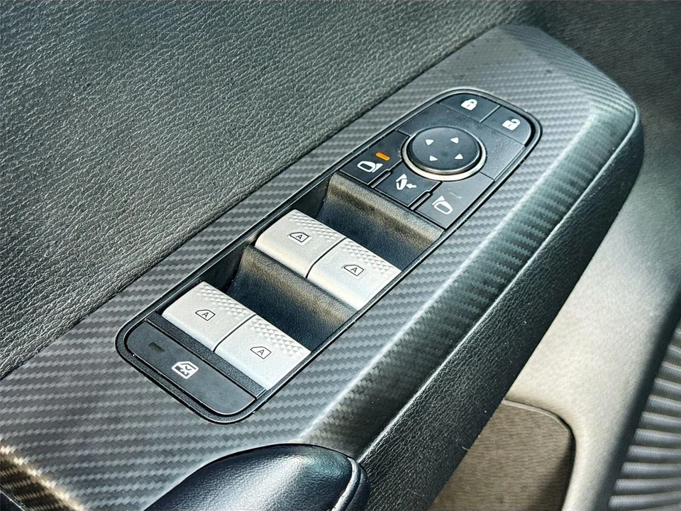 2024 Mitsubishi Outlander - Image 18 of 21