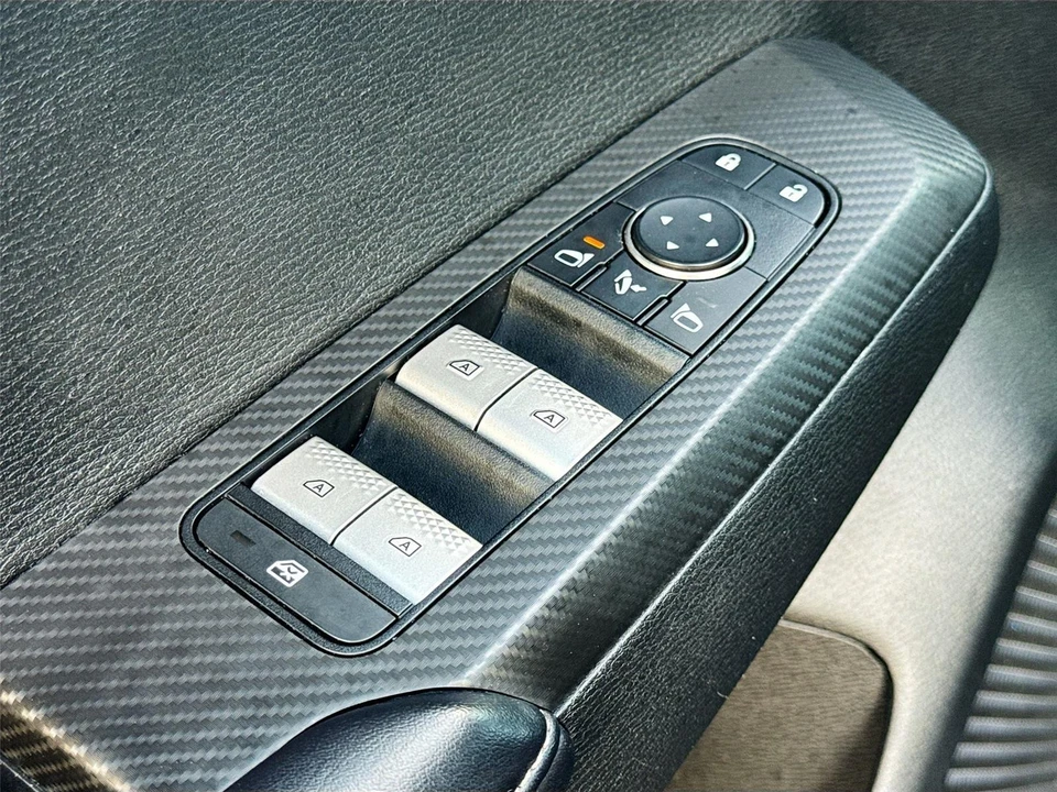 2024 Mitsubishi Outlander - Image 18 of 21